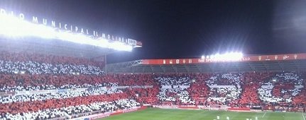 El Molinón con sus mejores galas